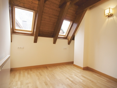 Habitación doble en planta bajo cubierta